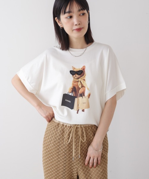 Bou Jeloud(ブージュルード)の「キャットグラフィックTシャツ(Tシャツ/カットソー・レディース・ベージュ/オフホワイト/チャコールグレー・FREE)」の5枚目の写真