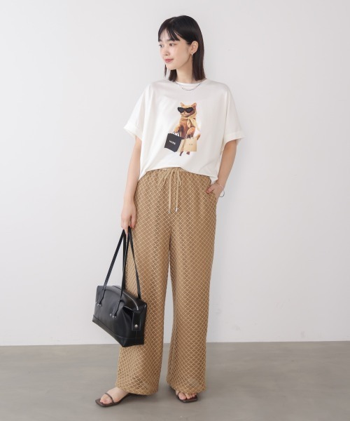 Bou Jeloud(ブージュルード)の「キャットグラフィックTシャツ(Tシャツ/カットソー・レディース・ベージュ/オフホワイト/チャコールグレー・FREE)」の6枚目の写真