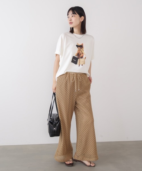 Bou Jeloud(ブージュルード)の「キャットグラフィックTシャツ(Tシャツ/カットソー・レディース・ベージュ/オフホワイト/チャコールグレー・FREE)」の11枚目の写真