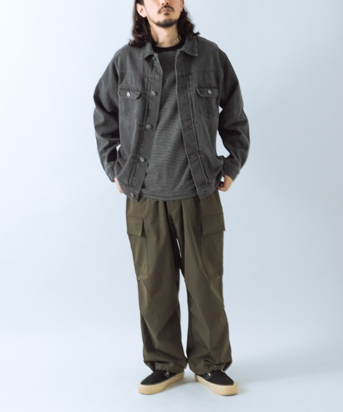 ITEMS URBANRESEARCH（アイテムズ アーバンリサーチ）の「SOFT FEEL DENIM 2NDジャケット（デニムジャケット・メンズ・ブラック/グレー/インディゴブルー・MEDIUM/LARGE）」の14枚目の写真