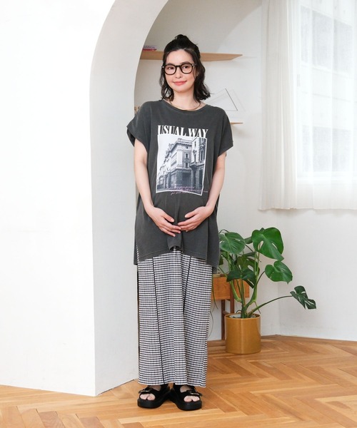 LEPSIM(レプシィム)の「【産前・産後対応】マタニティ/フォトプリントフレンチスリーブT 1046921(マタニティウェア/グッズ・レディース・ブラウン/チャコールグレー/オフホワイト・FREE)」の13枚目の写真