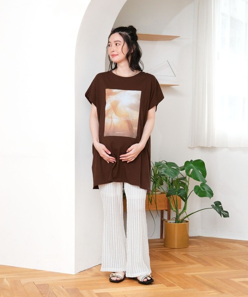 LEPSIM(レプシィム)の「【産前・産後対応】マタニティ/フォトプリントフレンチスリーブT 1046921(マタニティウェア/グッズ・レディース・ブラウン/チャコールグレー/オフホワイト・FREE)」の19枚目の写真