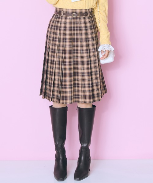 marun(マルン)の「【新色追加】<大きいサイズ>ベルト付プリーツショート丈スカート marun(スカート・レディース・グレー系/ブラウン系/グリーン系・L/LL/3L/4L/5L)」の10枚目の写真
