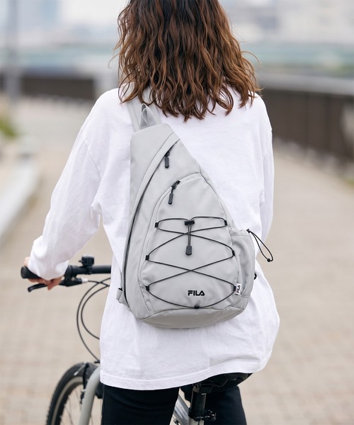 FILA(フィラ)の「【FILA フィラ】ドローコードスリングバッグ 斜めかけ ワンショルダー(ショルダーバッグ・メンズ・グレー・FREE)」の1枚目の写真