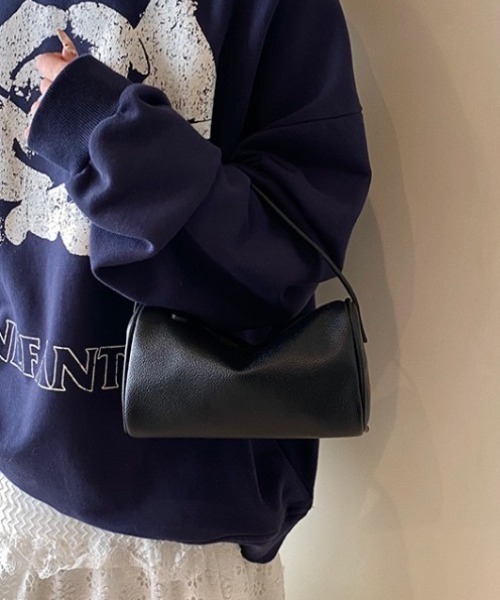 yuue' ( wear )（ユーイ）の「2WAYスクエアミニショルダーバッグ/ミニペットボトル収納可（ショルダーバッグ・レディース・ブラック/レッド/アイボリー・FREE）」の17枚目の写真