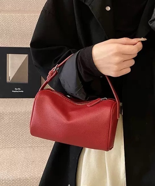 yuue' ( wear )（ユーイ）の「2WAYスクエアミニショルダーバッグ/ミニペットボトル収納可（ショルダーバッグ・レディース・ブラック/レッド/アイボリー・FREE）」の22枚目の写真