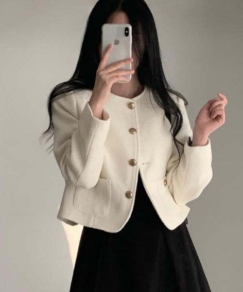 semplice(センプリチェ)の「ノーカラージャケット【韓国ファッション】(ノーカラージャケット・レディース・グレー/ベージュ・F)」の3枚目の写真