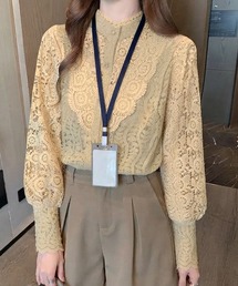 花柄モチーフ総レースブラウス