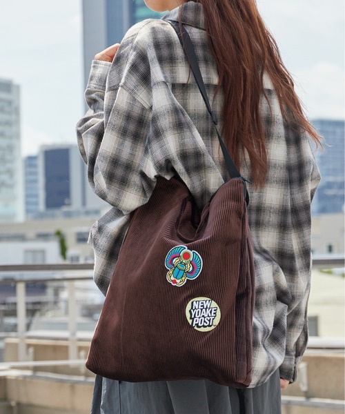 SUBU(スブ)の「SUBU/スブ x NEW YOAKE POST/ニューヨアケポスト SCARAB スリッポン サンダル 刺繍デザイン ブランドロゴ スポーツ アウトドア 2026年秋冬(スリッポン・メンズ・ブラック/ブラウン・1/2/0/3)」の17枚目の写真