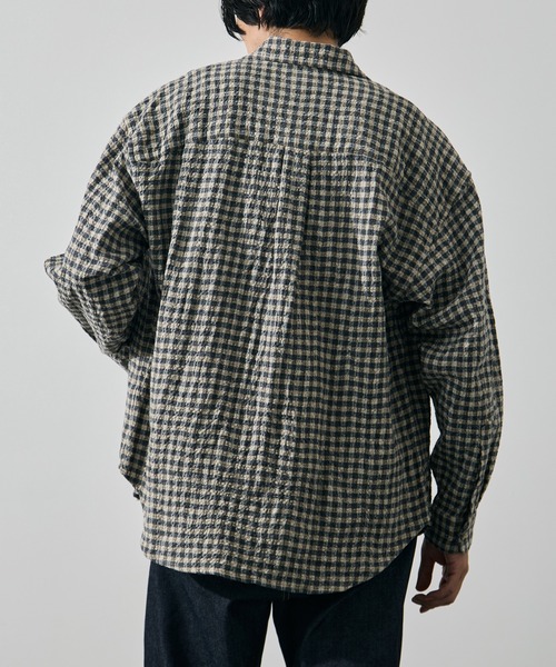 KEY TIMEZ(キータイムズ)の「【is-ness/イズネス】Ripple Check Shirt(シャツ/ブラウス・メンズ・グレー・L/M)」の4枚目の写真