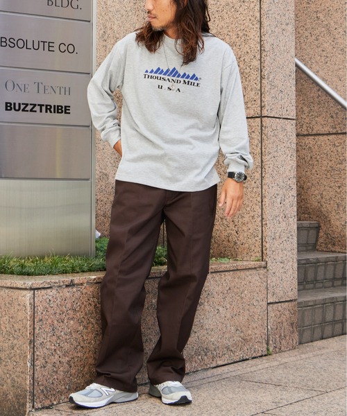 THOUSAND MILE(サウザンドマイル)の「THOUSAND MILE/サウザンドマイル LONG SLEEVE T-SHIRT TM LOGO ロンT フロントプリント ブランドロゴ 刺繍 ドロップショルダー アウトドア 2026秋冬 秋服(Tシャツ/カットソー・メンズ・ホワイト/ブラック/グレー・M/L/XL/XS)」の18枚目の写真