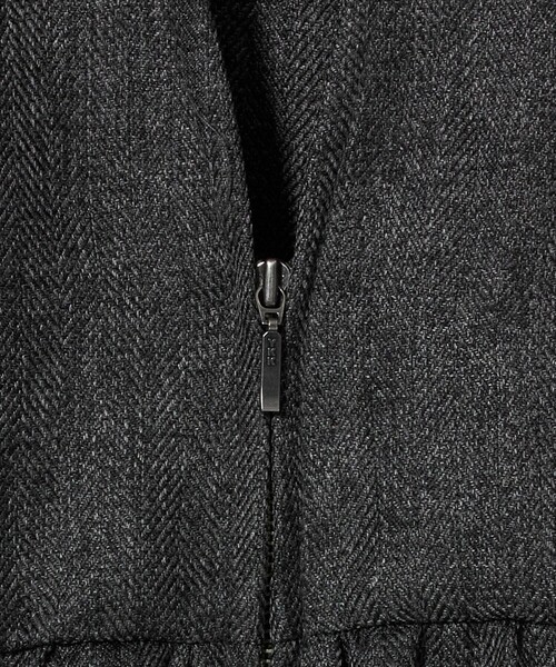 A DAY IN THE LIFE UNITED ARROWS（アデイインザライフユナイテッドアローズ）の「ツイードライク ペプラムジレ ‐ウォッシャブル‐＜A DAY IN THE LIFE＞（Tシャツ/カットソー・レディース・モカ/ダークグレー/コバルトブルー/その他1・FREE）」の17枚目の写真