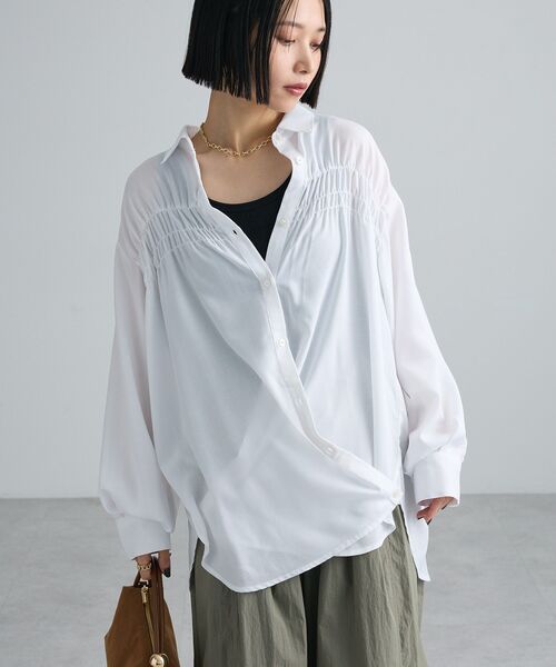 Green　Parks（グリーンパークス）の「【しゃれシャツ】2wayシャーリングシャツ（シャツ/ブラウス・レディース・ネイビー/ピンク/オフホワイト/ベージュ/キャメル・FREE）」の20枚目の写真