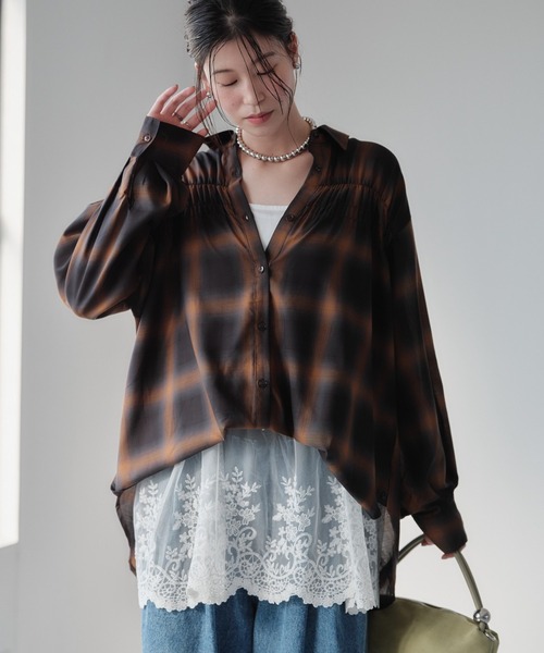 Green　Parks（グリーンパークス）の「【しゃれシャツ】2wayシャーリングシャツ（シャツ/ブラウス・レディース・ネイビー/ピンク/オフホワイト/ベージュ/キャメル・FREE）」の4枚目の写真