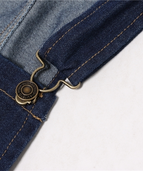 one after another NICE CLAUP（ワンアフターアナザーナイスクラップ）の「デニムサロペット（その他パンツ・レディース・ネイビー/ブルー・FREE）」の4枚目の写真