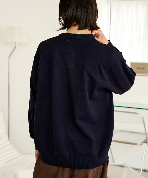 U.S. POLO ASSN.(ユーエスポロアッスン)の「U.S. POLO ASSN. × PUBLUX/ユーエスポロアッスン 別注 スウェットライク ワンポイント刺繍 ヘンリーネック ニット プルオーバー 限定展開(ニット/セーター・メンズ・ライトグレー/チャコールグレー/ブラック/ネイビー・MEDIUM/LARGE/SMALL)」の6枚目の写真