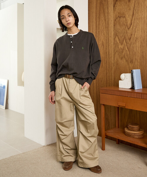 U.S. POLO ASSN.(ユーエスポロアッスン)の「U.S. POLO ASSN. × PUBLUX/ユーエスポロアッスン 別注 スウェットライク ワンポイント刺繍 ヘンリーネック ニット プルオーバー 限定展開(ニット/セーター・メンズ・ライトグレー/チャコールグレー/ブラック/ネイビー・MEDIUM/LARGE/SMALL)」の18枚目の写真