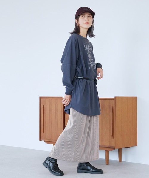 reca(レカ)の「ロゴ刺繍BIGTシャツ(Tシャツ/カットソー・レディース・ブラック/ブルー/グレイッシュベージュ/バーガンディー・FREE)」の15枚目の写真
