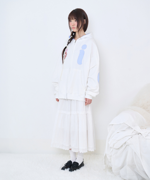 Video Jockey（ビデオジョッキー）の「VICKEY HEART アップリケ ジップアップパーカー [オフホワイト]（パーカー・レディース・アイボリー・MEDIUM/SMALL）」の2枚目の写真