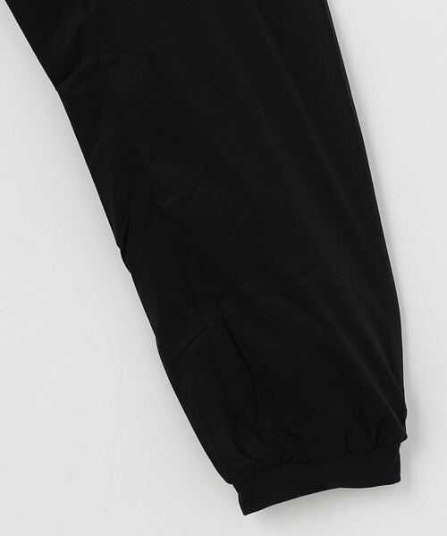ARC'TERYX(アークテリクス)の「ARC’TERYX/アークテリクス アトム フーディ メンズ/Atom Hoody Men's(ブルゾン・メンズ・ブラック・X-SMALL/X-LARGE/MEDIUM/SMALL/LARGE)」の5枚目の写真