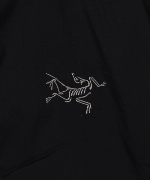 ARC'TERYX(アークテリクス)の「ARC’TERYX/アークテリクス アトム フーディ メンズ/Atom Hoody Men's(ブルゾン・メンズ・ブラック・X-SMALL/X-LARGE/MEDIUM/SMALL/LARGE)」の7枚目の写真