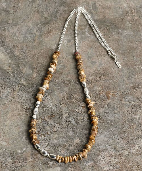 Magine（マージン）の「Magine×idealismsound TUMBLE STONE LONG NECKLACE：タンブルストーン ロングネックレス（ネックレス・メンズ・ターコイズブルー/ホワイト/ブラウン/ブラック・FREE）」の14枚目の写真