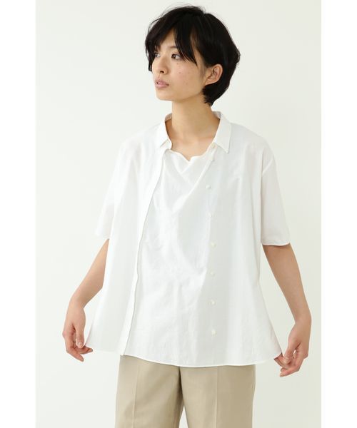 human woman(ヒューマンウーマン)の「綿麻シャンブレー3WAYブラウス(シャツ/ブラウス・レディース・ホワイト/ブルー・MEDIUM)」の1枚目の写真