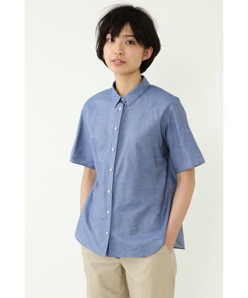 human woman(ヒューマンウーマン)の「綿麻シャンブレー3WAYブラウス(シャツ/ブラウス・レディース・ホワイト/ブルー・MEDIUM)」の5枚目の写真