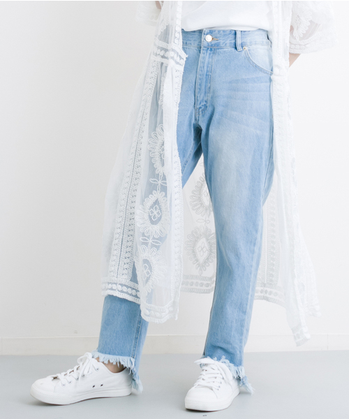 MERLOT（メルロー）の「カットオフテーパードデニムパンツ585-4527（デニムパンツ・レディース・ブルー/ライトブルー・FREE）」の17枚目の写真