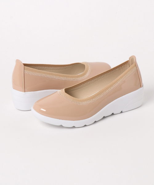 LUGG NAGG（ラグナグ）の「ライトウェッジソールプレーンバレエパンプス【LUGG NAGG SHOES SELECT/ ラグナグシューズセレクト】（パンプス・レディース・ネイビー/ブラック/ベージュ/ブラック系その他・24.5cm/23.5cm/24.0cm/23.0cm/22.5/22.5cm）」の3枚目の写真
