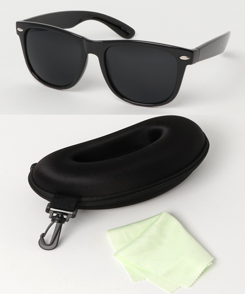 Request（リクエスト）の「【REQUEST】　サングラス　ウェイファーラータイプ　UV400 PROTECTION　ソフトケース付（サングラス・メンズ・ブルー系その他/シルバー系その他/ゴールド系その他/ホワイト×ブラック/ブラック×ブラック/ブラック×ブルー・ONE SIZE）」の3枚目の写真