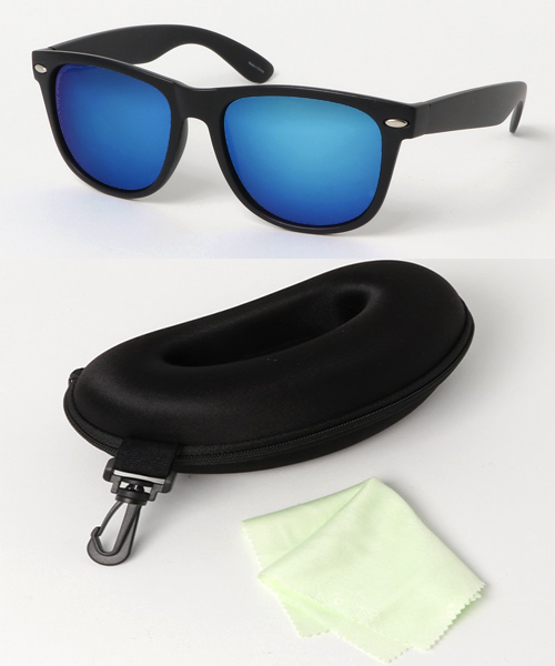 Request（リクエスト）の「【REQUEST】　サングラス　ウェイファーラータイプ　UV400 PROTECTION　ソフトケース付（サングラス・メンズ・ブルー系その他/シルバー系その他/ゴールド系その他/ホワイト×ブラック/ブラック×ブラック/ブラック×ブルー・ONE SIZE）」の16枚目の写真