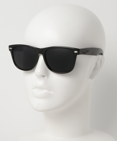 Request（リクエスト）の「【REQUEST】　サングラス　ウェイファーラータイプ　UV400 PROTECTION　ソフトケース付（サングラス・メンズ・ブルー系その他/シルバー系その他/ゴールド系その他/ホワイト×ブラック/ブラック×ブラック/ブラック×ブルー・ONE SIZE）」の13枚目の写真