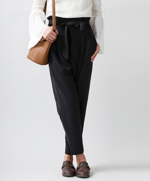 WEGO（ウィゴー）の「WEGO/リボンアンクルテーパードパンツ（スラックス・レディース・インディゴブルー/ブルー系その他4/ピンク系その他/ブラック/ダークインディゴブルー/オレンジ/その他1・LARGE/MEDIUM）」の2枚目の写真