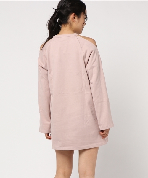 SLY（スライ）の「OPEN SHOULDER CUT OP（ワンピース・レディース・ライトピンク/ブラック/オフホワイト/トップグレー・1/2）」の7枚目の写真