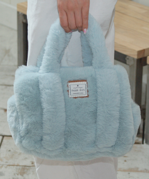 PASSE-DIX（パスディス）の「PASSE-ＤIX / パスディス　ファ－ダブルポケットミニボストン（ショルダーバッグ・レディース・ピンク/ブラック/オフホワイト/ブルー/グレー/ベージュ・FREE）」の5枚目の写真