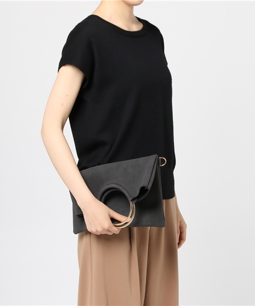 classicalelf（クラシカルエルフ）の「リングハンドル3wayバッグ スエードクラッチ＆ショルダーバッグ（無地）（ショルダーバッグ・レディース・ブラック/グレー/レッド/ブラウン系その他/マスタード/ベージュ/ブルーグレー/ライトベージュ・FREE）」の16枚目の写真