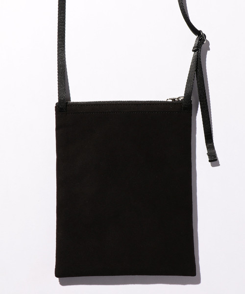 BEAUTY&YOUTH UNITED ARROWS(ビューティーアンドユースユナイテッドアローズ)の「BY ライトファブリック ミニショルダーバッグ ◇:(ショルダーバッグ・メンズ・ブラック/ライトグレー/オレンジ/ベージュ/ケリー/その他1/グレー・FREE)」の12枚目の写真