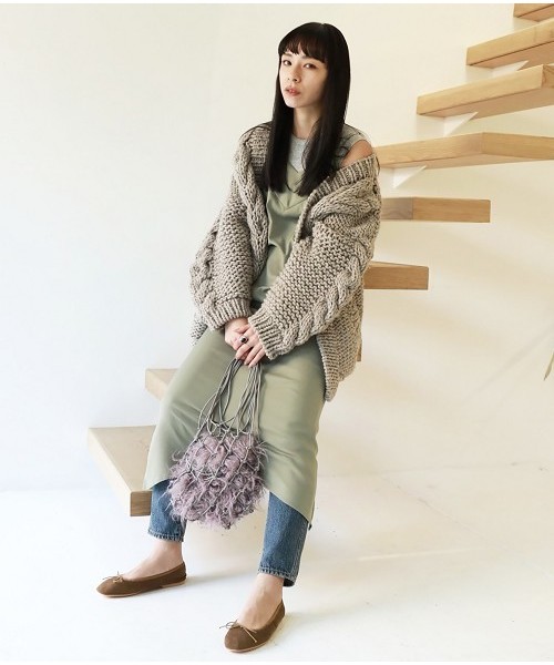 TODAYFUL(トゥデイフル)の「ラウンドバレーシューズ(バレエシューズ・レディース・ブラック/カーキ/キナリ/レッド系その他・36inch/37inch/38inch)」の8枚目の写真