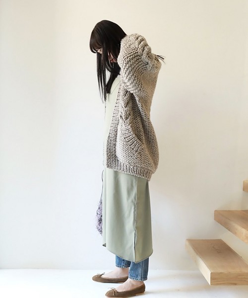 TODAYFUL(トゥデイフル)の「ラウンドバレーシューズ(バレエシューズ・レディース・ブラック/カーキ/キナリ/レッド系その他・36inch/37inch/38inch)」の9枚目の写真