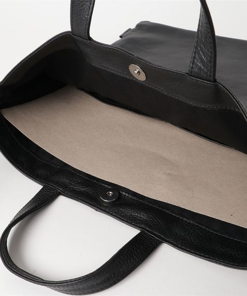 SEEKER（シーカー）の「SEEKER/別注レザーワンショルダーバッグ（ショルダーバッグ・メンズ・ブラック/ネイビー/ブラウン・FREE）」の6枚目の写真