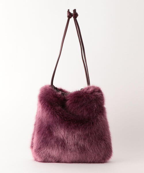 green label relaxing（グリーンレーベルリラクシング）の「KFC F/FUR キンチャク 2WAYバッグ（ショルダーバッグ・レディース・ブラック/パープル/レッド/ベージュ/ライトグレー/モカ/ピンク・FREE）」の6枚目の写真