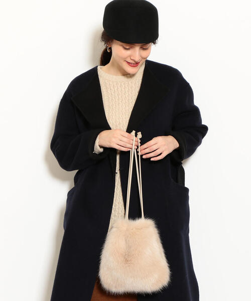 green label relaxing（グリーンレーベルリラクシング）の「KFC F/FUR キンチャク 2WAYバッグ（ショルダーバッグ・レディース・ブラック/パープル/レッド/ベージュ/ライトグレー/モカ/ピンク・FREE）」の18枚目の写真