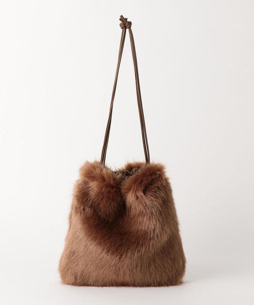 green label relaxing（グリーンレーベルリラクシング）の「KFC F/FUR キンチャク 2WAYバッグ（ショルダーバッグ・レディース・ブラック/パープル/レッド/ベージュ/ライトグレー/モカ/ピンク・FREE）」の10枚目の写真