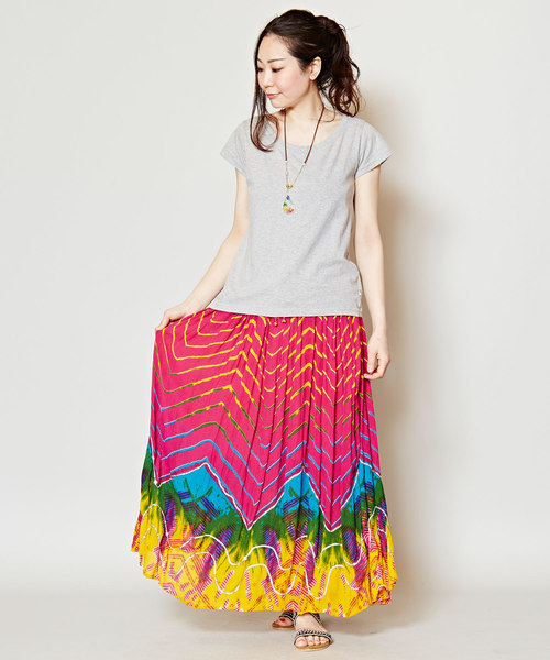 チャイハネ（チャイハネ）の「【チャイハネ】yul タイダイ風プリントスパンコール刺繍ロングスカート（スカート・レディース・ブラック/ブルー/ピンク/イエロー・FREE）」の17枚目の写真