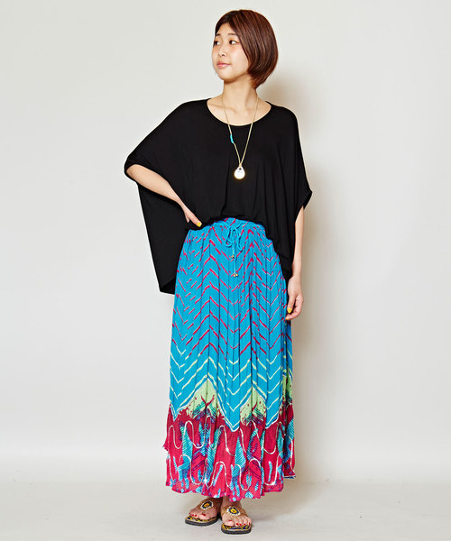 チャイハネ（チャイハネ）の「【チャイハネ】yul タイダイ風プリントスパンコール刺繍ロングスカート（スカート・レディース・ブラック/ブルー/ピンク/イエロー・FREE）」の7枚目の写真