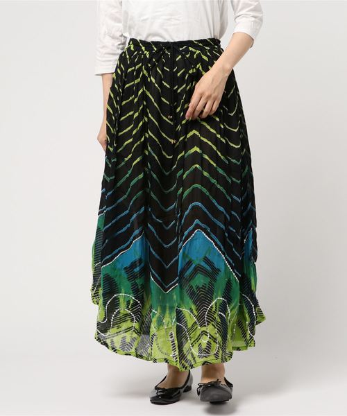 チャイハネ（チャイハネ）の「【チャイハネ】yul タイダイ風プリントスパンコール刺繍ロングスカート（スカート・レディース・ブラック/ブルー/ピンク/イエロー・FREE）」の2枚目の写真