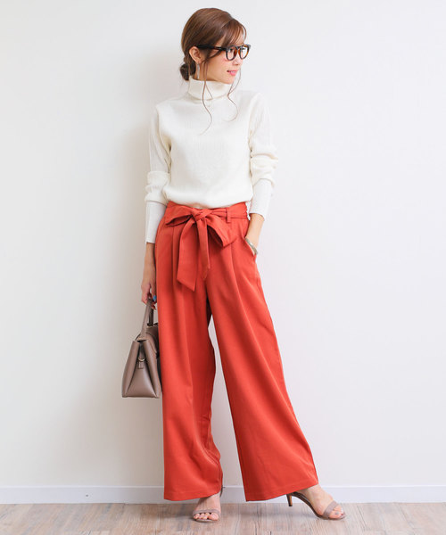 andme（アンドミー）の「きれいめツイル美脚ウエストリボンタックワイドパンツ（スラックス・レディース・ブラック/ネイビー/ピンク/ベージュ系その他/ダークカーキ/マスタード/グリーン系その他/チャコールグレー/グレー系その他/オレンジ系その他/モカ/ベージュ系その他2/ラベンダー/ベージュ系その他3・L/S/M/XL/XXL）」の14枚目の写真