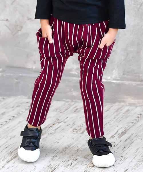 Bee des Bee(ビーデスビー)の「スウェット サルエル テーパードパンツ(スウェットパンツ・キッズ・ブラック系その他2/ストライプ/ドット/チェック/ブラック系その他/ホワイト×グレー/ブラック系その他6/ブラック系その他4/その他/ブラック系その他5/ブルー系その他/ネイビー/グレー/ブラック系その他3/ワインレッド/ブラック・110cm/120cm/140cm/130cm/100cm/90cm)」の12枚目の写真