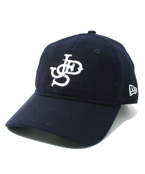 JOURNAL STANDARD（ジャーナルスタンダード）の「【2013 AUTUMN CATALOGUE 掲載アイテム】NEW ERA×JOURNAL STANDARD / ニューエラ: 9TWENTY JSD CAP / キャップ（キャップ・メンズ・ダークブルー/コバルトブルー/ネイビー・FREE）」の2枚目の写真